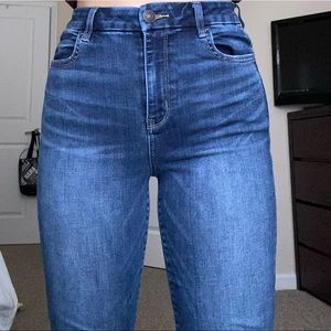 American Eagle Outfitters Curvy High Rise Jegging